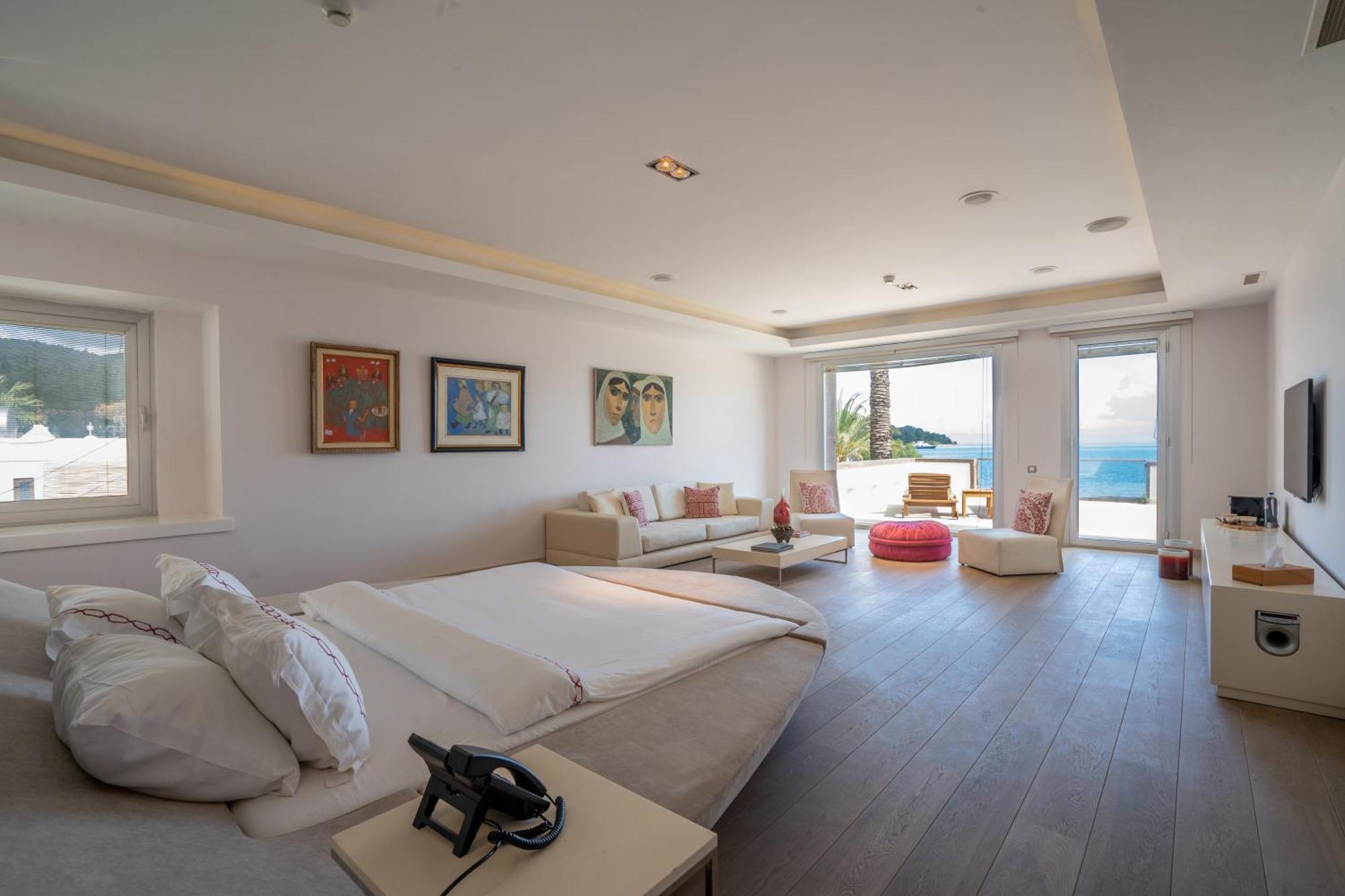 Casa Dell'Arte Hotel Of Arts & Leisure Torba Bagian luar foto